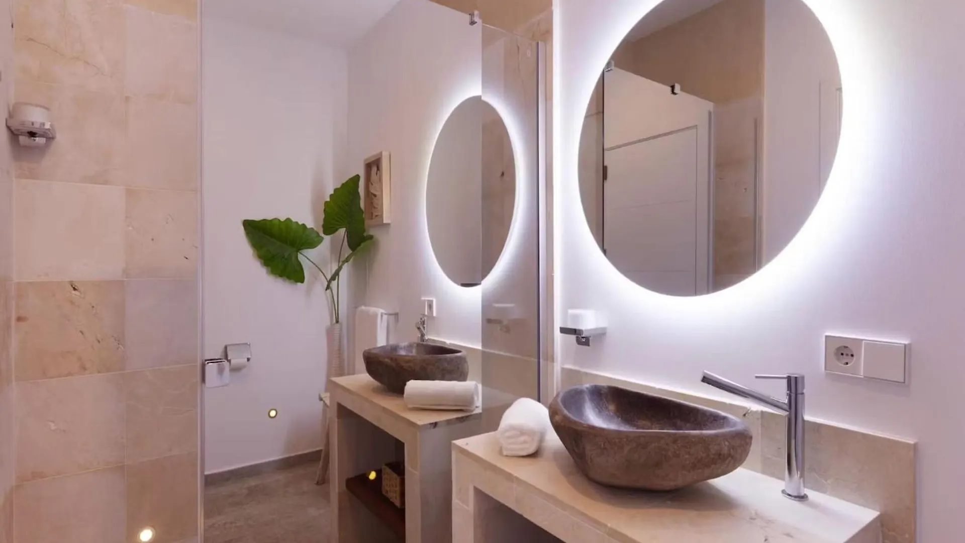 Villa With Salt Water Pool ميورقة