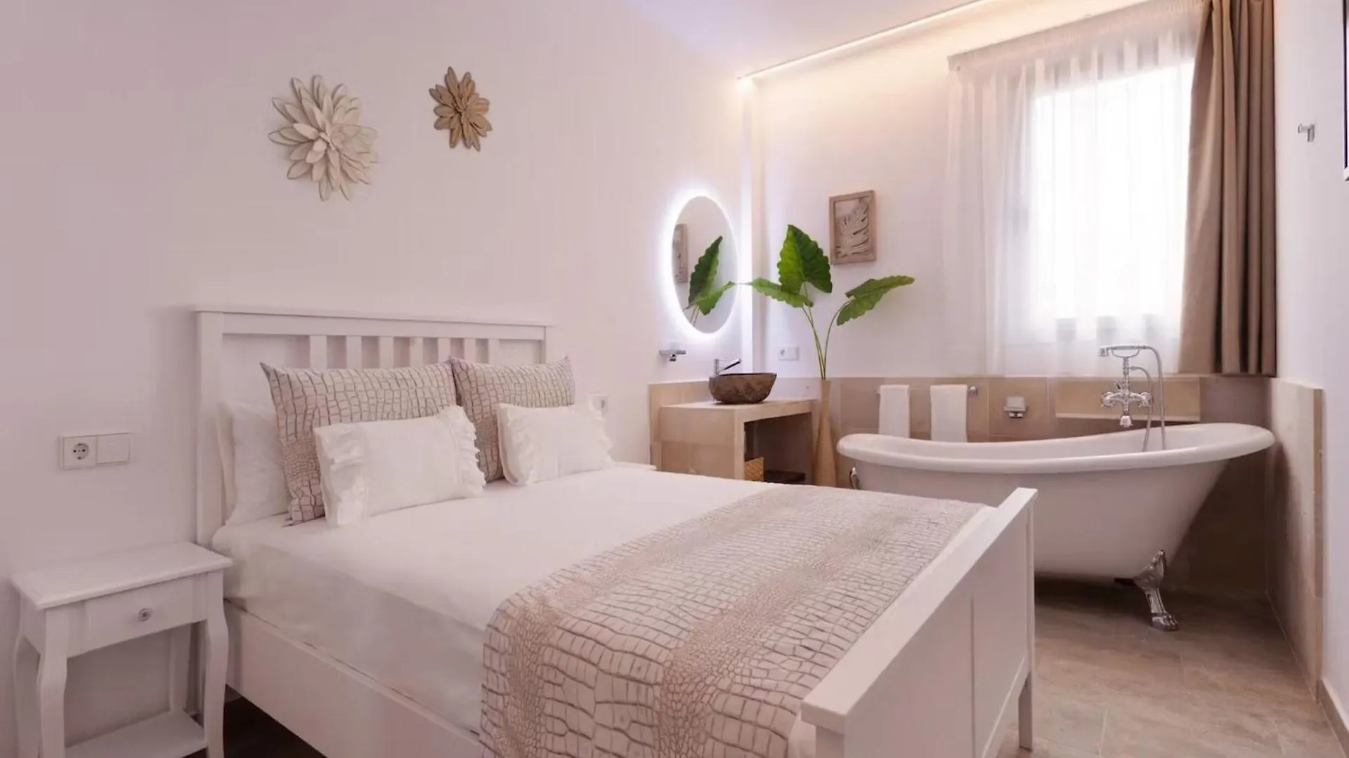 Villa With Salt Water Pool ميورقة